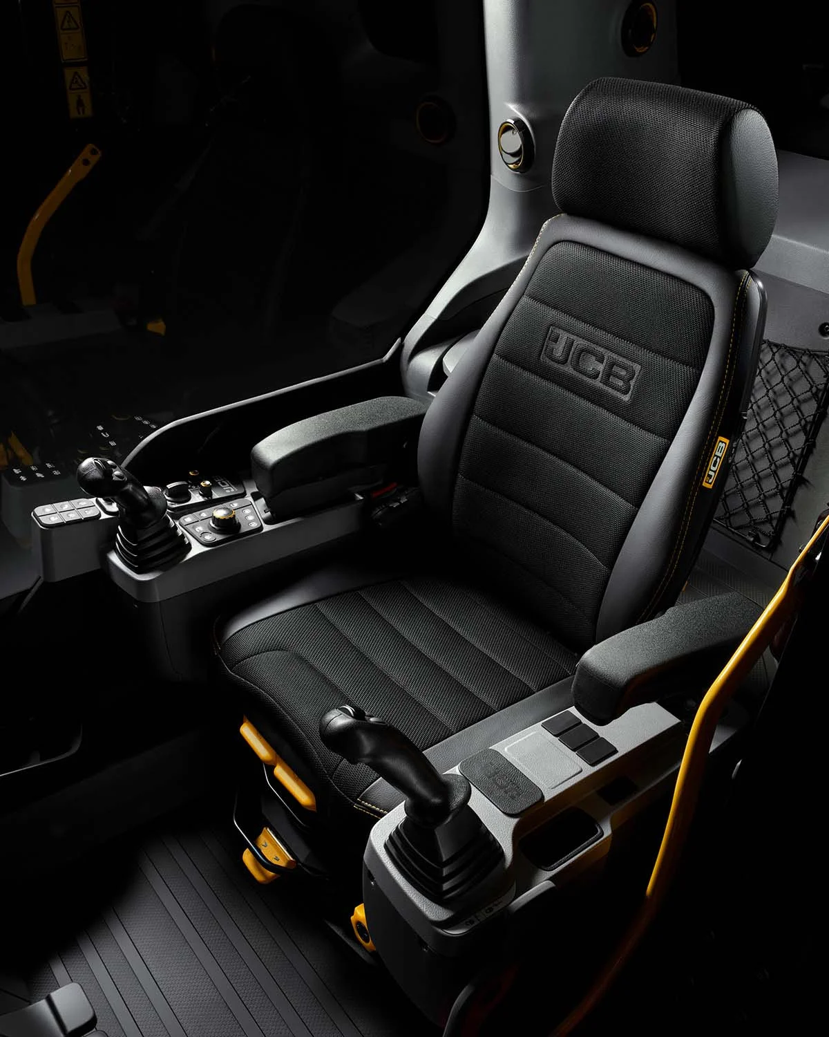 02 240111_JCB_Interior_0058_4x5.jpg
