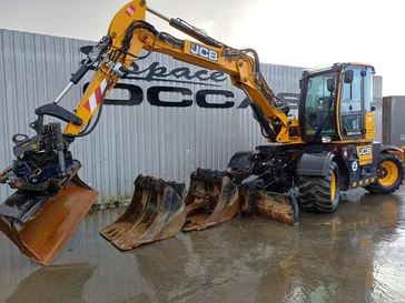 Pelles sur pneus occasion JCB HYDRADIG