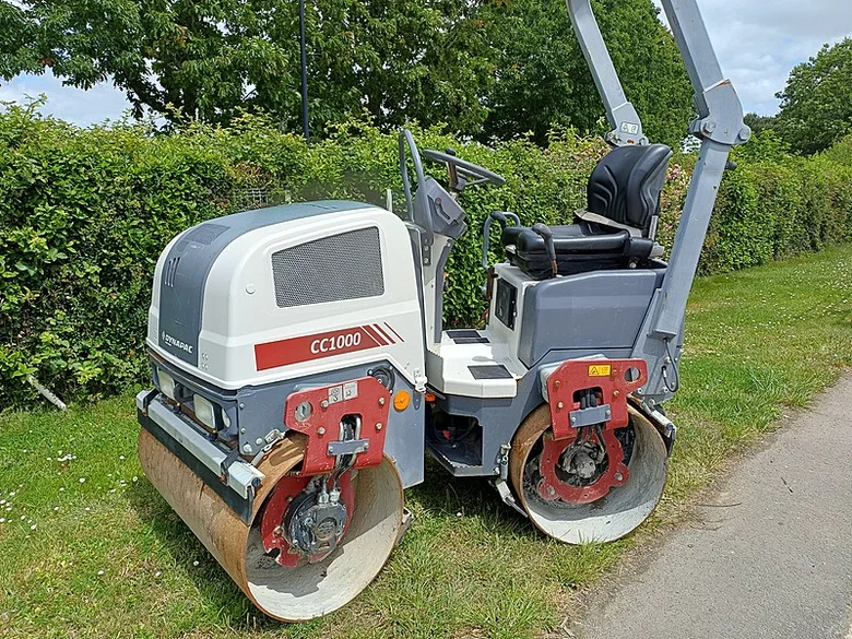 Compacteur occasion DYNAPAC CC1000