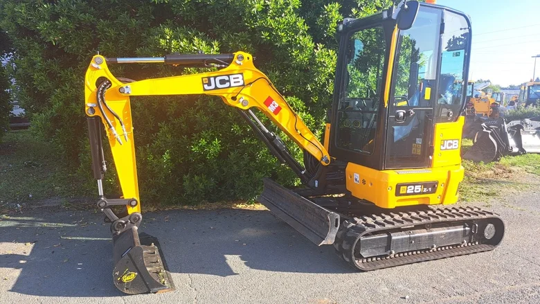 Mini pelle occasion JCB 25Z CAB