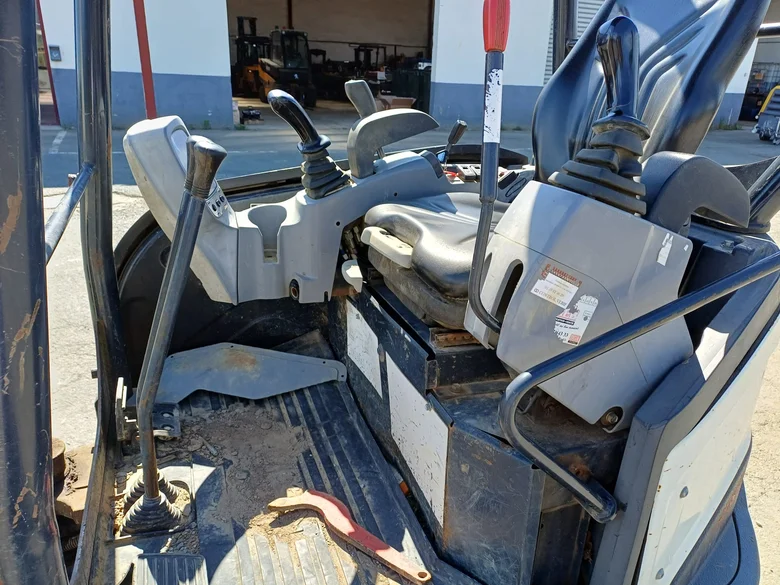 Mini pelle occasion KUBOTA U27-4