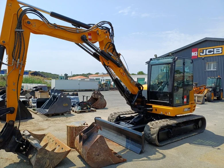 Pelles sur chenilles occasion JCB 86C-2
