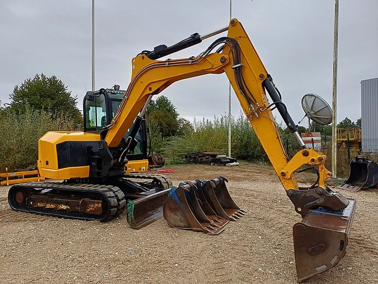 Pelles sur chenilles occasion JCB 85Z-2