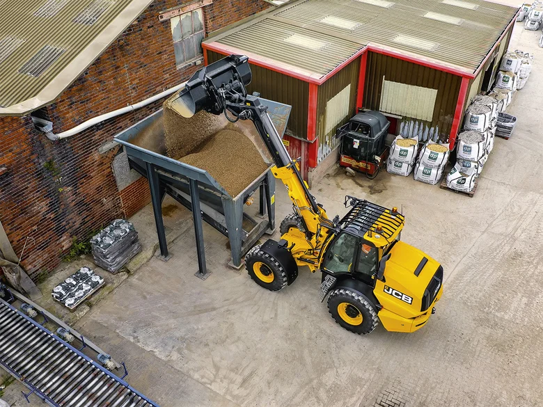 Chargeuse articulée JCB
