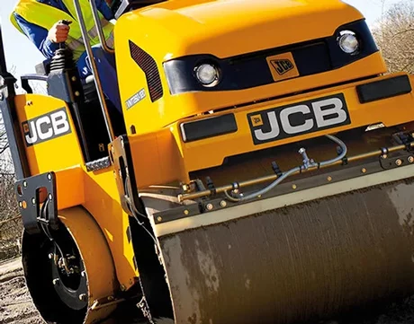 Le compacteur JCB VMT CT 260-120, chez COLAS I M3